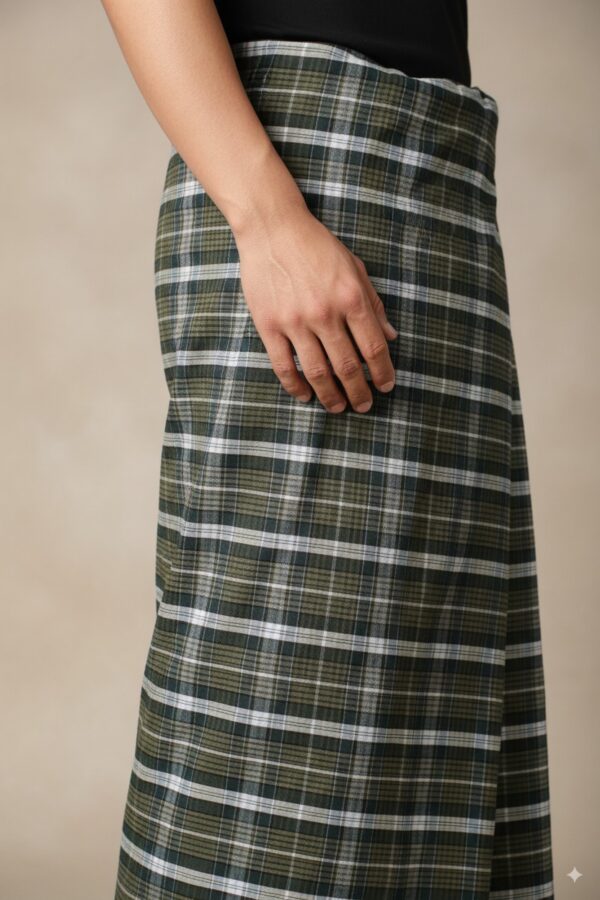 Generated Image September 05, 2025 - 5_31PM Men's Modern Plaid Lungi - Stylish Olive Green & White Design