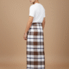 e6288d0f-37a9-4456-a13e-4ecc55c951a3 Classic Plaid Lungi for Men - Brown and White Checkered Design
