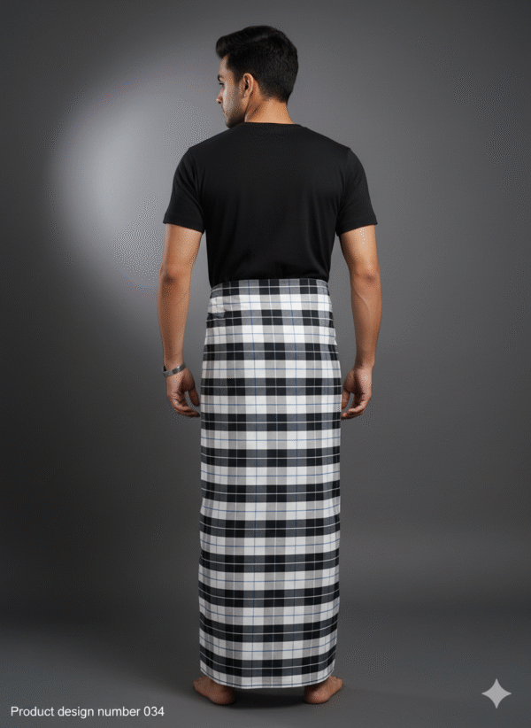 Men's Modern Lungi - High-Contrast Black & White Plaid Design