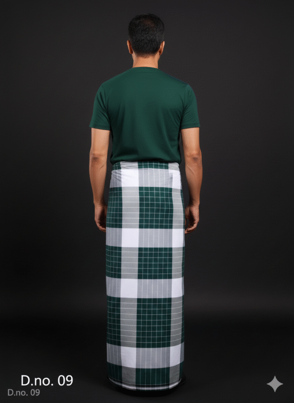 Men's Bold Plaid Lungi - High-Contrast Dark Green & White Check