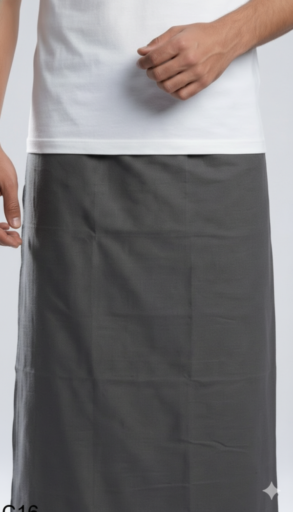 Men's Premium Cotton Lungi - Solid Bottle Green (2.25 Meters) - C16