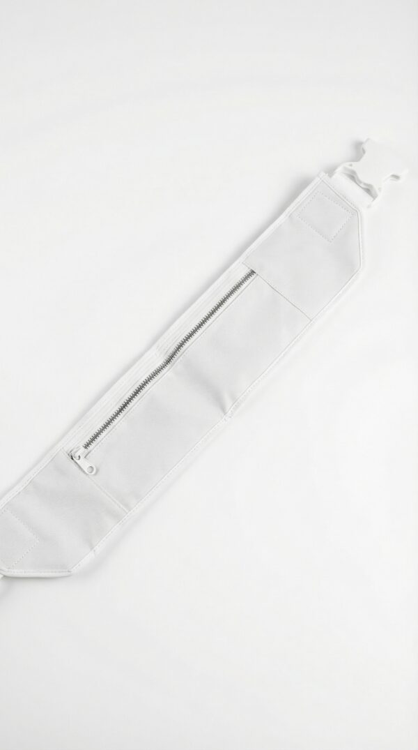 Highdetail_studio_flat_2k_202602071649 Munshi Lungi Ultra-Secure Ihram Belt with Sleek Hidden-Closure Pockets – Premium Hajj & Umrah Waist Bag